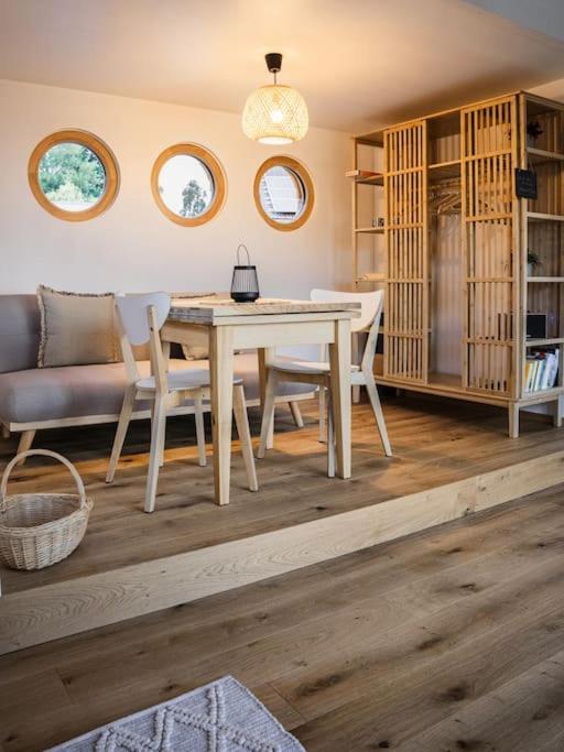 Wohnwagon Paul - Autarkie Erleben! - Tiny House Villa Oberschneiding Exterior photo